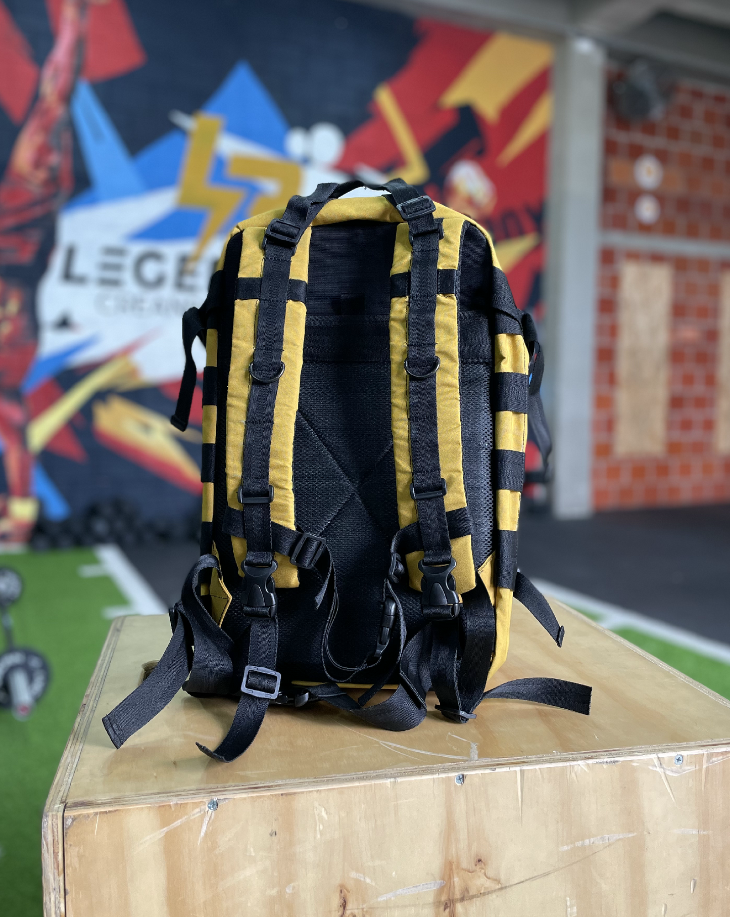 Morral táctico 35lt. (amarillo cat)