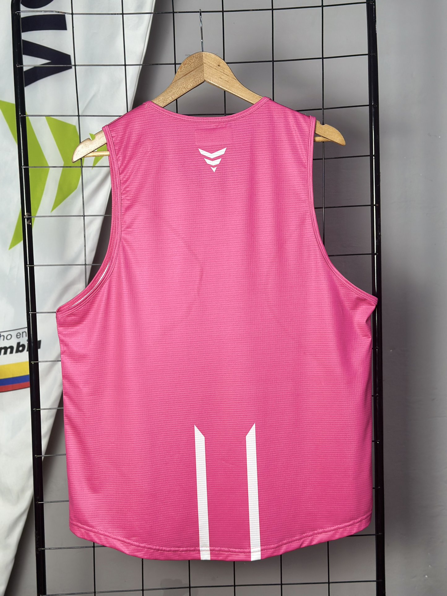 Camiseta running tank (urban pulse)